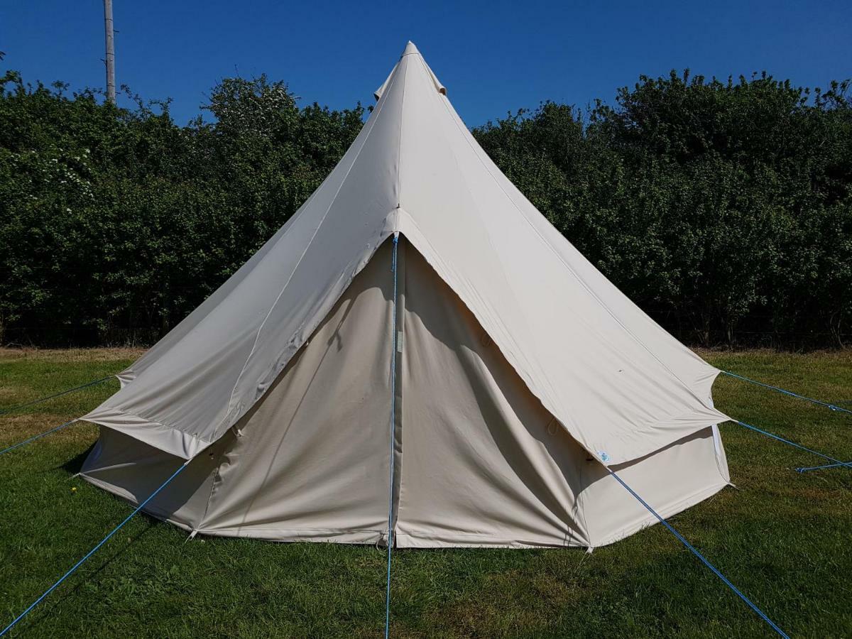 Herston Caravan & Camping Суонидж Екстериор снимка