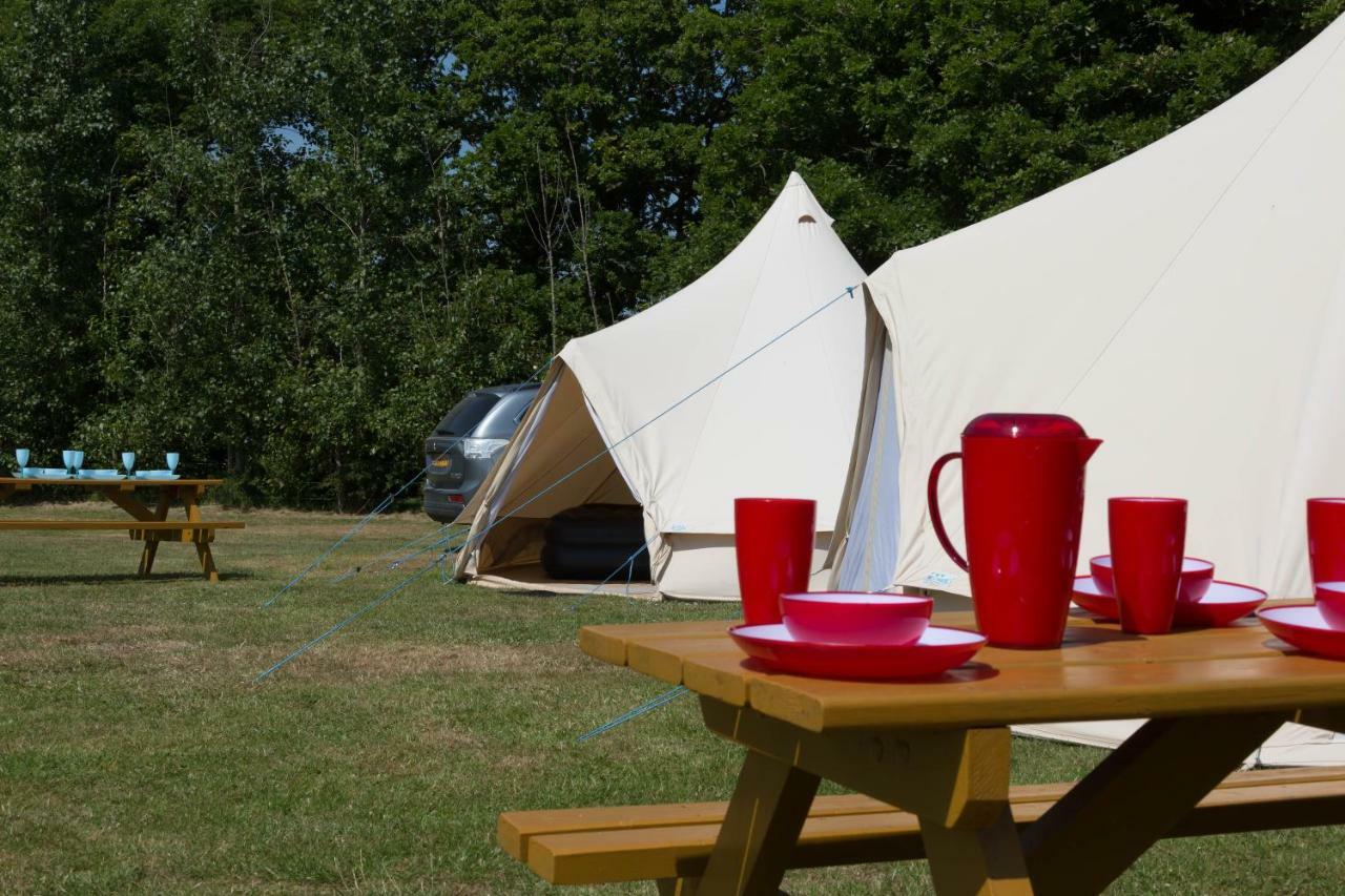 Herston Caravan & Camping Суонидж Екстериор снимка
