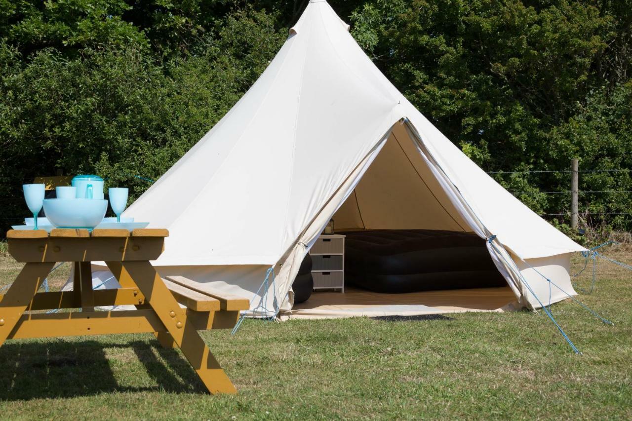 Herston Caravan & Camping Суонидж Екстериор снимка